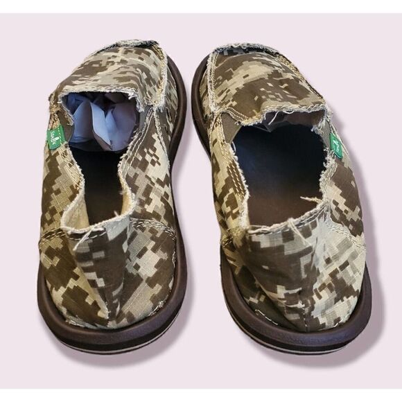 Sanuk Vagabond Slip On Canvas Sidewalk Surfers Shoes Size 5 US Digital Camo - Picture 5 of 8